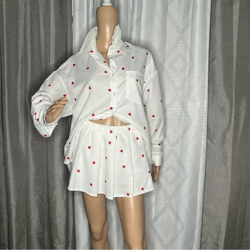 SHEIN Heart Print Shirt and Pleated Skort Set XS